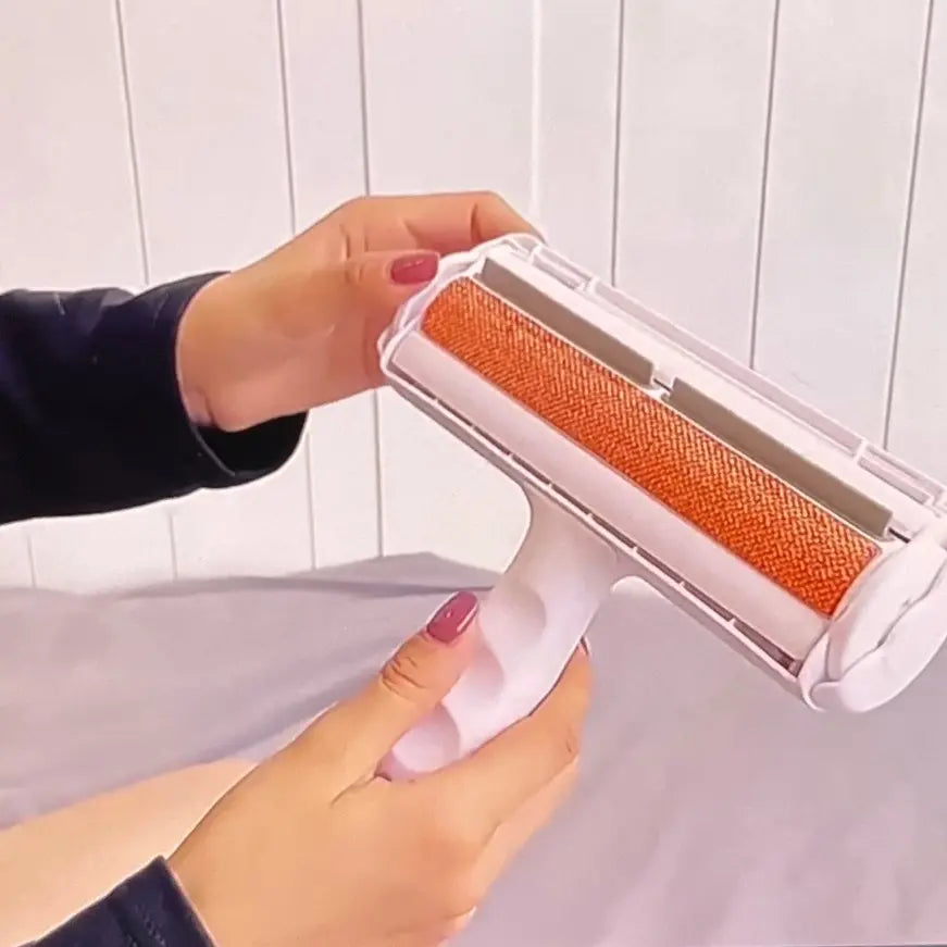 Revolutionary Self-Cleaning Pet Hair Removal Roller - Effortless Fur-Free Living!