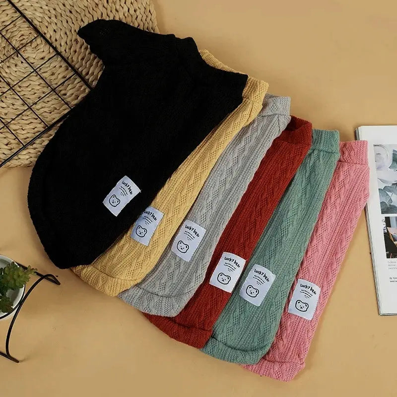 Cozy Bear Pattern Knitted Dog Sweater - Winter Warmth for Small Dogs & Cats, Perfect Valentine’s Day Gift for Chihuahuas, French Bulldogs & Pugs